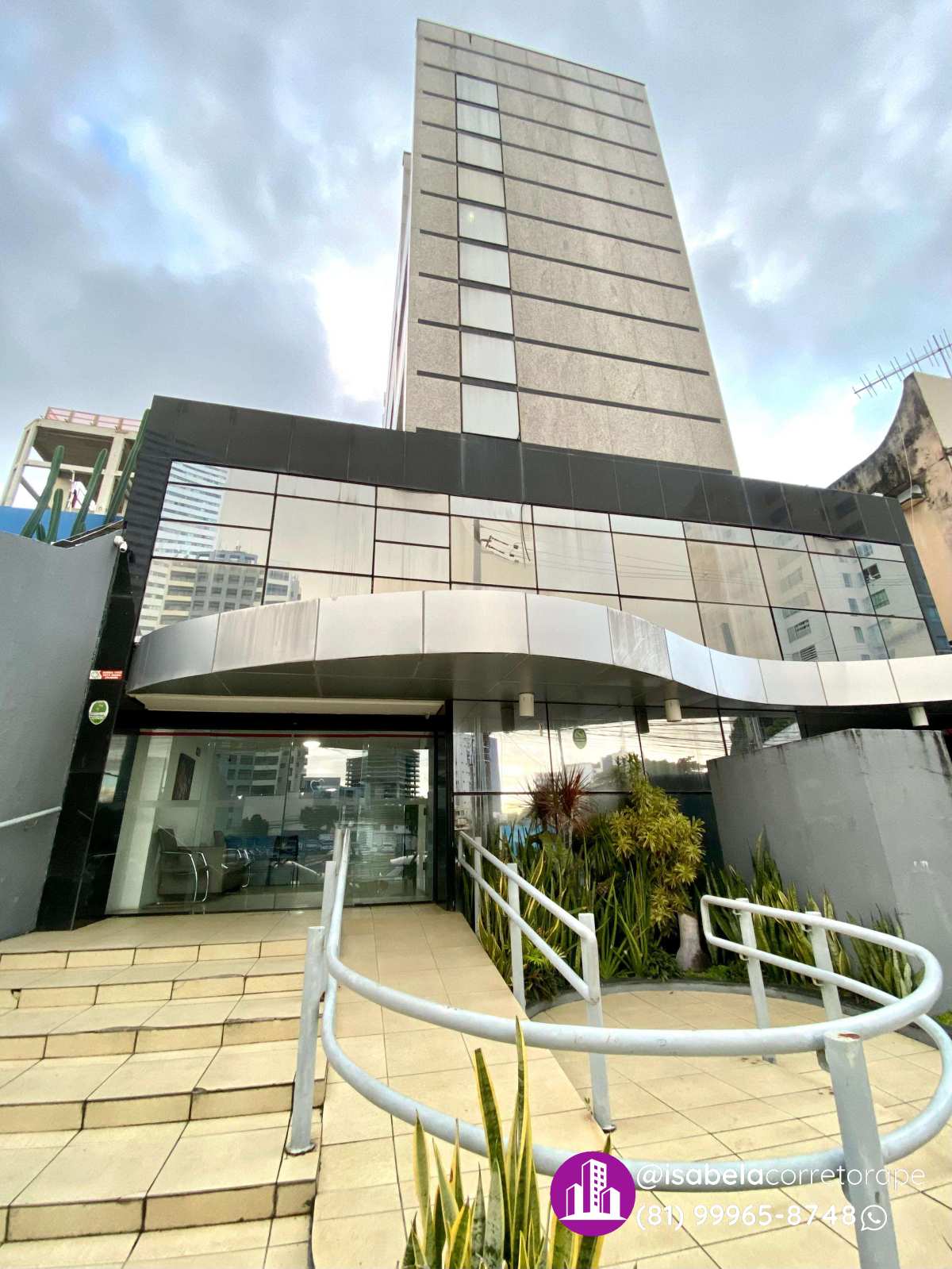 Andar Corporativo de 250m² para Locação no Empresarial 82 – Ilha do Leite, Recife - Isabela Alves - Corretora de Imóveis