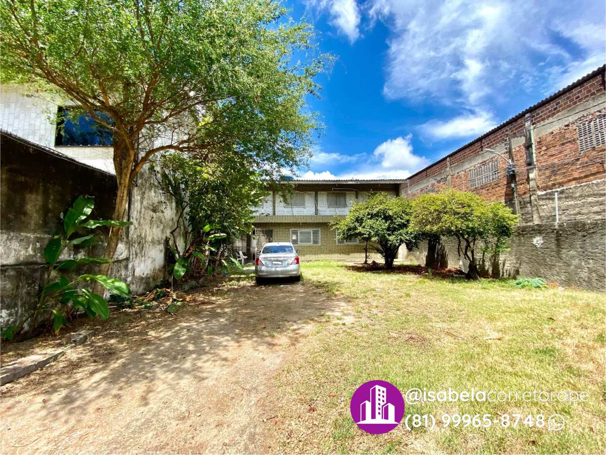 Casa com 4 quartos (1 suíte) na Várzea, em frente a UFPE - Isabela Alves - Corretora de Imóveis