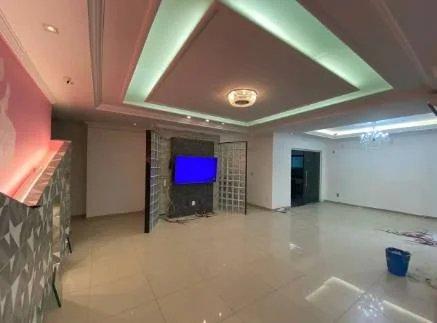 Casa em Jaboatão dos Guararapes, Candeias, com 4 quartos, 250m² - Isabela Alves - Corretora de Imóveis